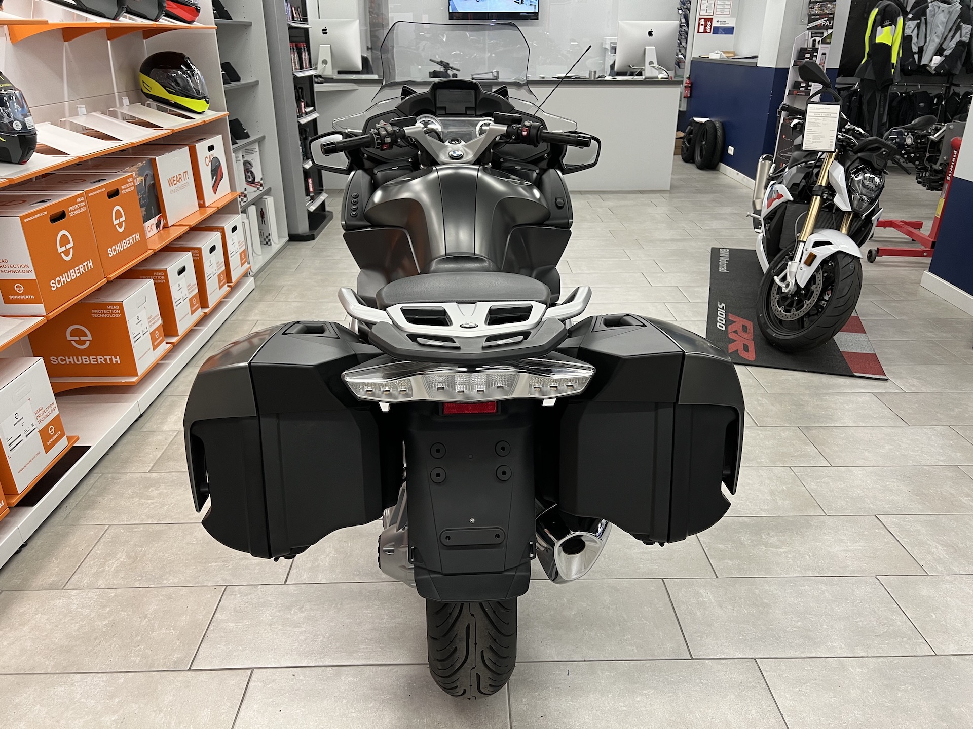 BMW R1200RT LC_02